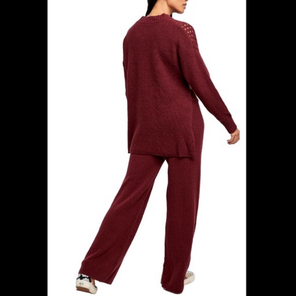 SOLD✨FREE PEOPLE Harper Set Pretty Berry Sweater Pants - Picture 4 of 14
